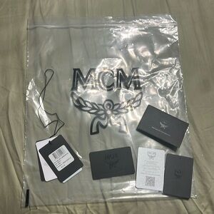 Mcm shirt ziplock wrapping set